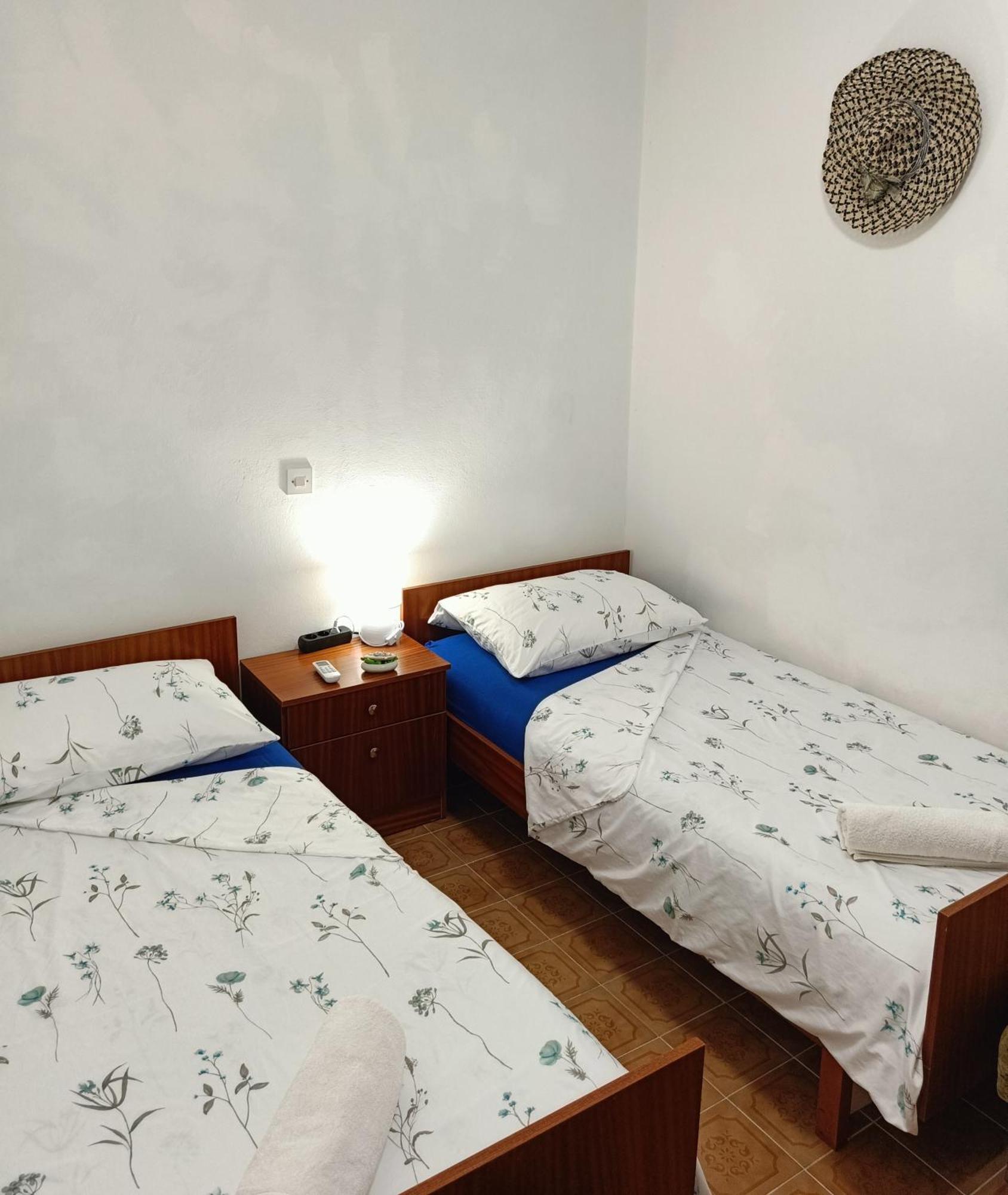 Apartments Villa Laura Pula Exterior photo